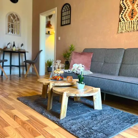 Elbling Apartment Mit Terrasse - Netflix - Parkplatz - Weinbergblick Meißen Exterior foto